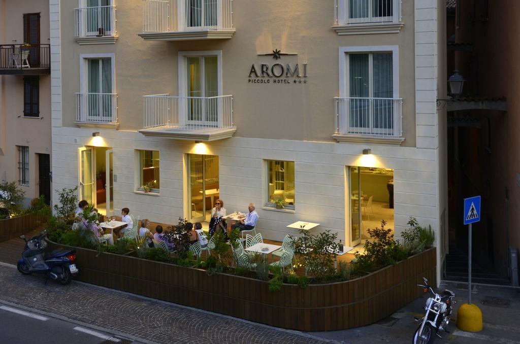 Aromi Piccolo Hotel Salo Exterior photo